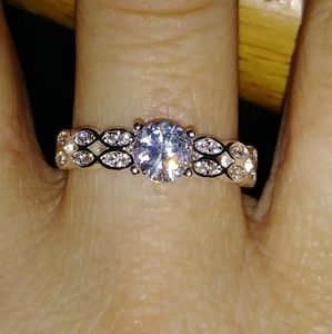 925 SS WHITE SAPPHIRE RING